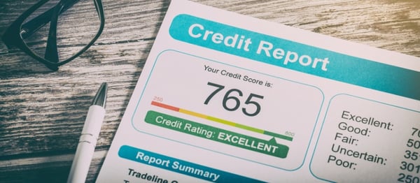 Build-and-Manage-Your-Personal-Credit-Scores-800x350